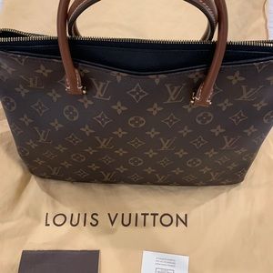 Louis Vuitton Pallas bag